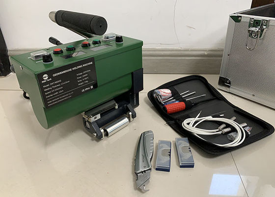 SWT-NSGM2 0.2mm - 2.0mm HDPE Hot Wedge Welder dengan Metode Seaming Sisi Yang Sama